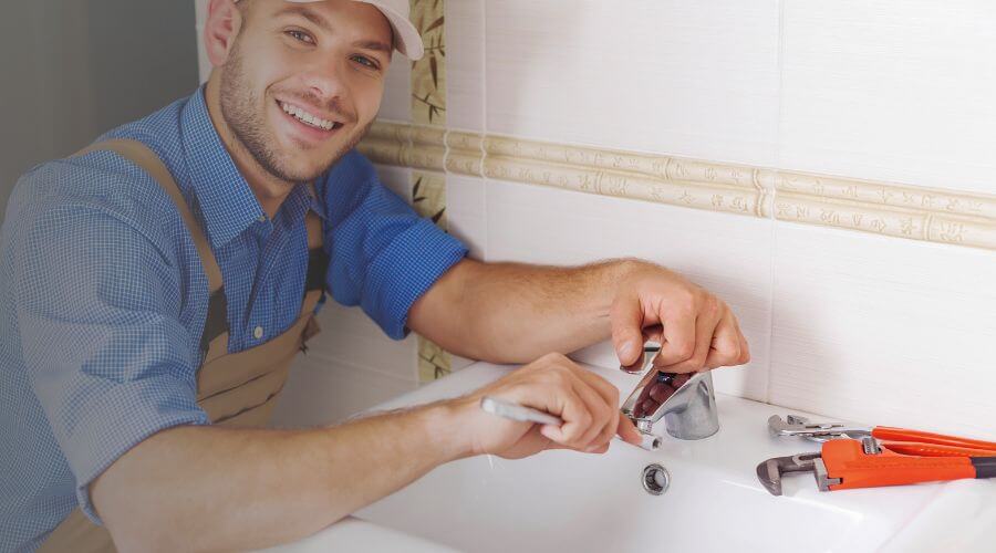 Local expert plumbing services in Commercial Point, OH
